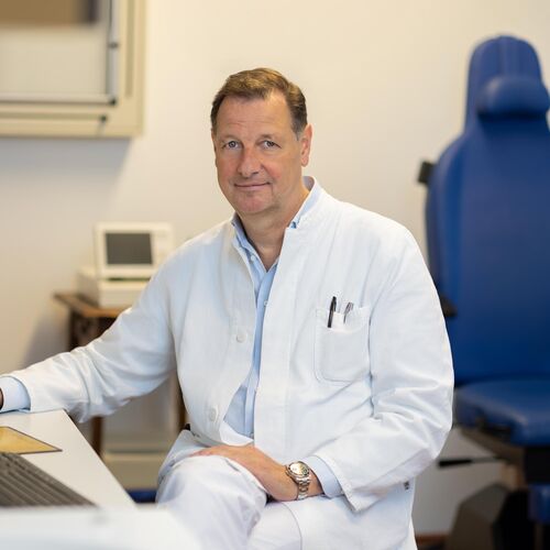 Dr. Björn Lübben